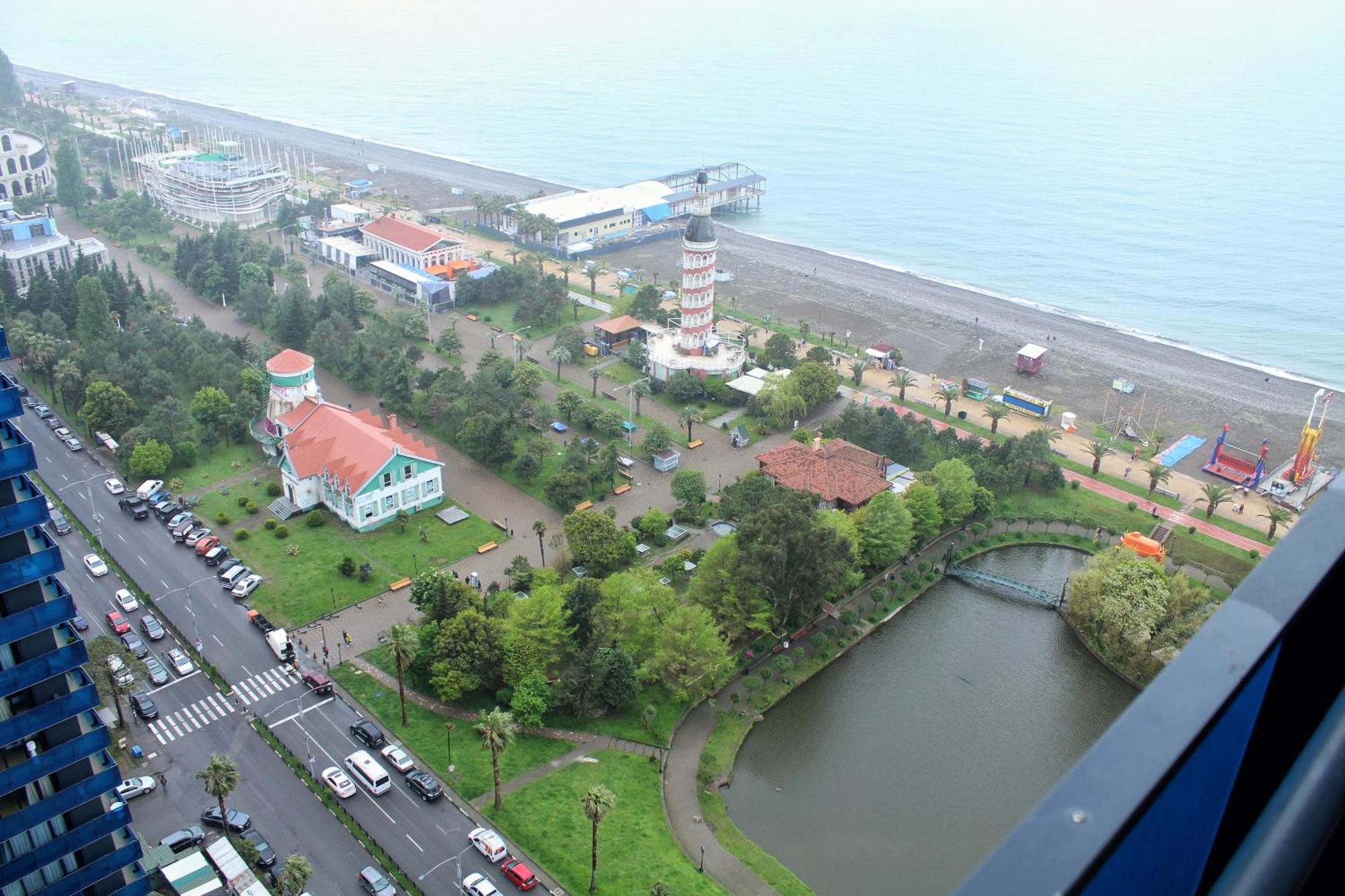 Best Location Apartments In 巴统 外观 照片