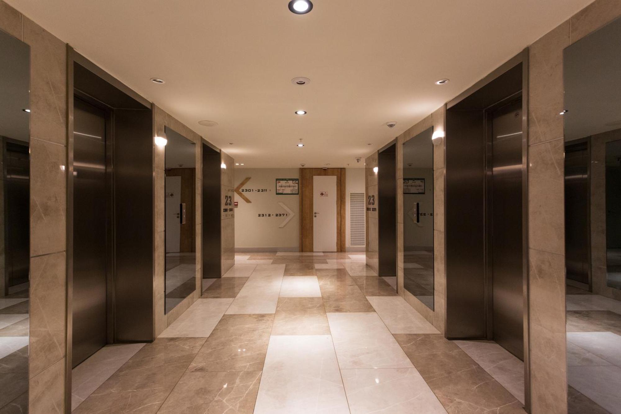 Best Location Apartments In 巴统 外观 照片