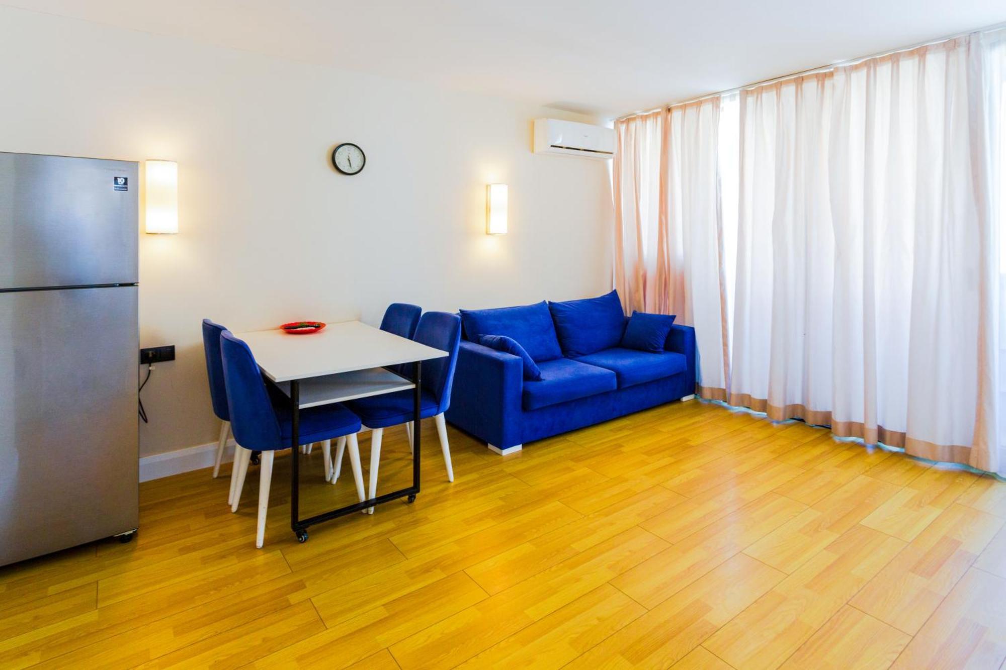 Best Location Apartments In 巴统 外观 照片