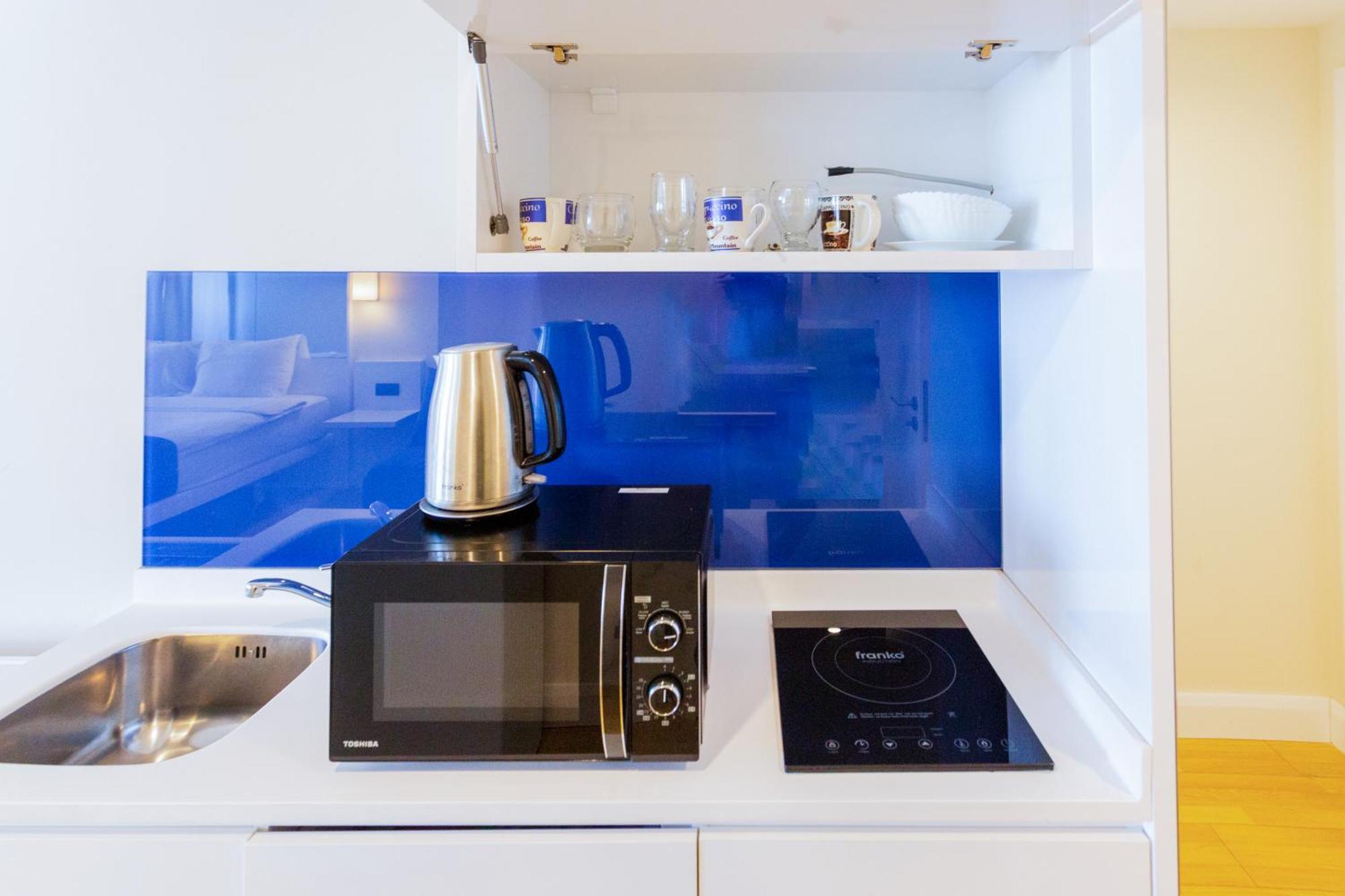 Best Location Apartments In 巴统 客房 照片